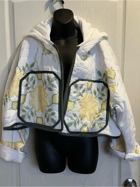 Handmade White Quilted Hooded Cropped Jacket with Yellow Floral Embroidery